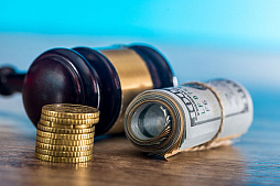 Расторжение кредитного договора банком в одностороннем порядке